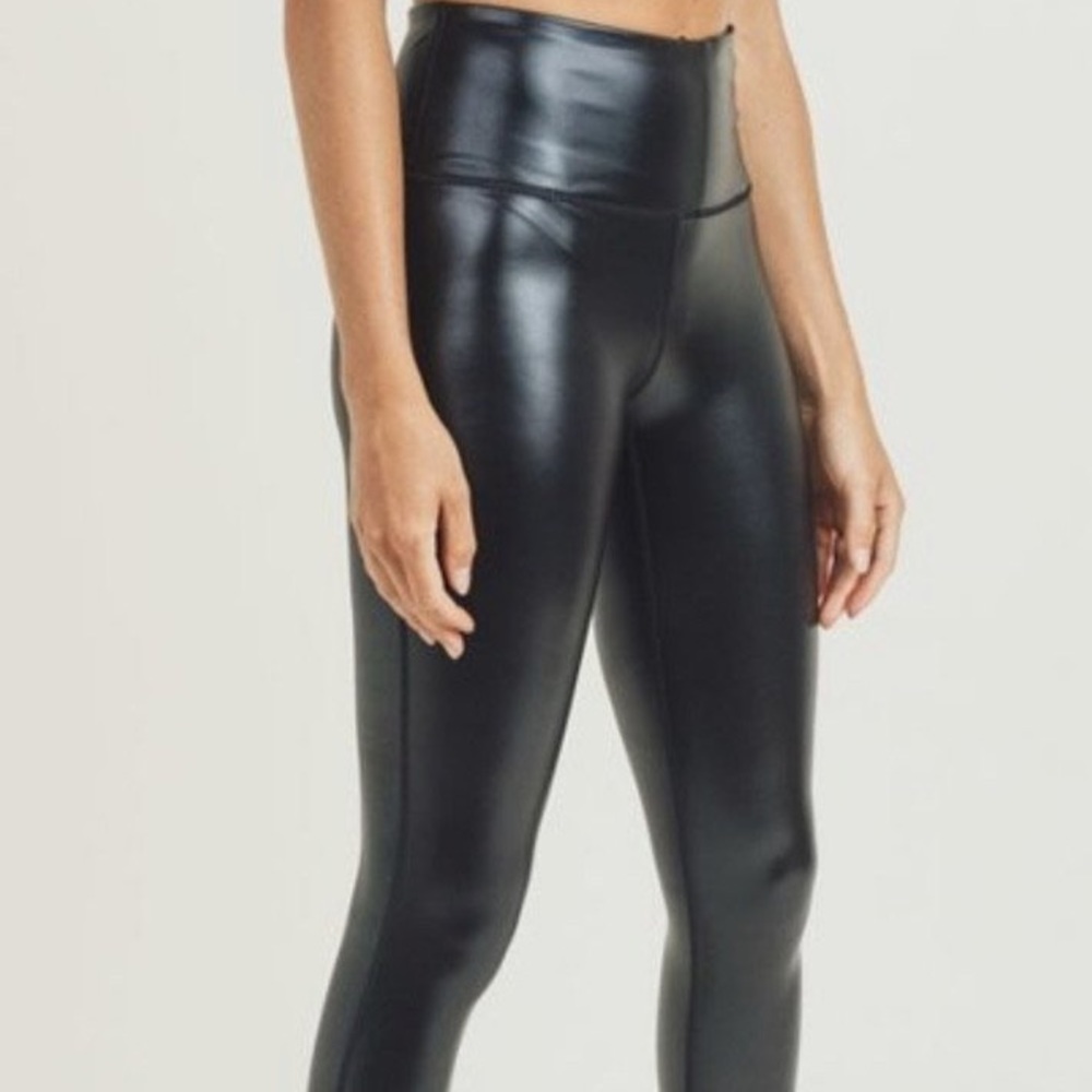 Black Glossy Highwaist Liquid Leggings